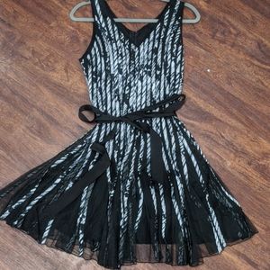 Black and white flowy dress with waist tie